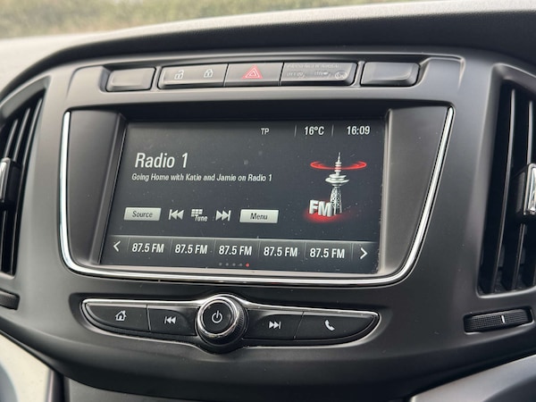 Used Vauxhall Zafira Tourer 2017 for sale - 76117761: Photo 32
