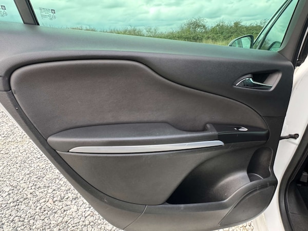 Used Vauxhall Zafira Tourer 2017 for sale - 76117761: Photo 37