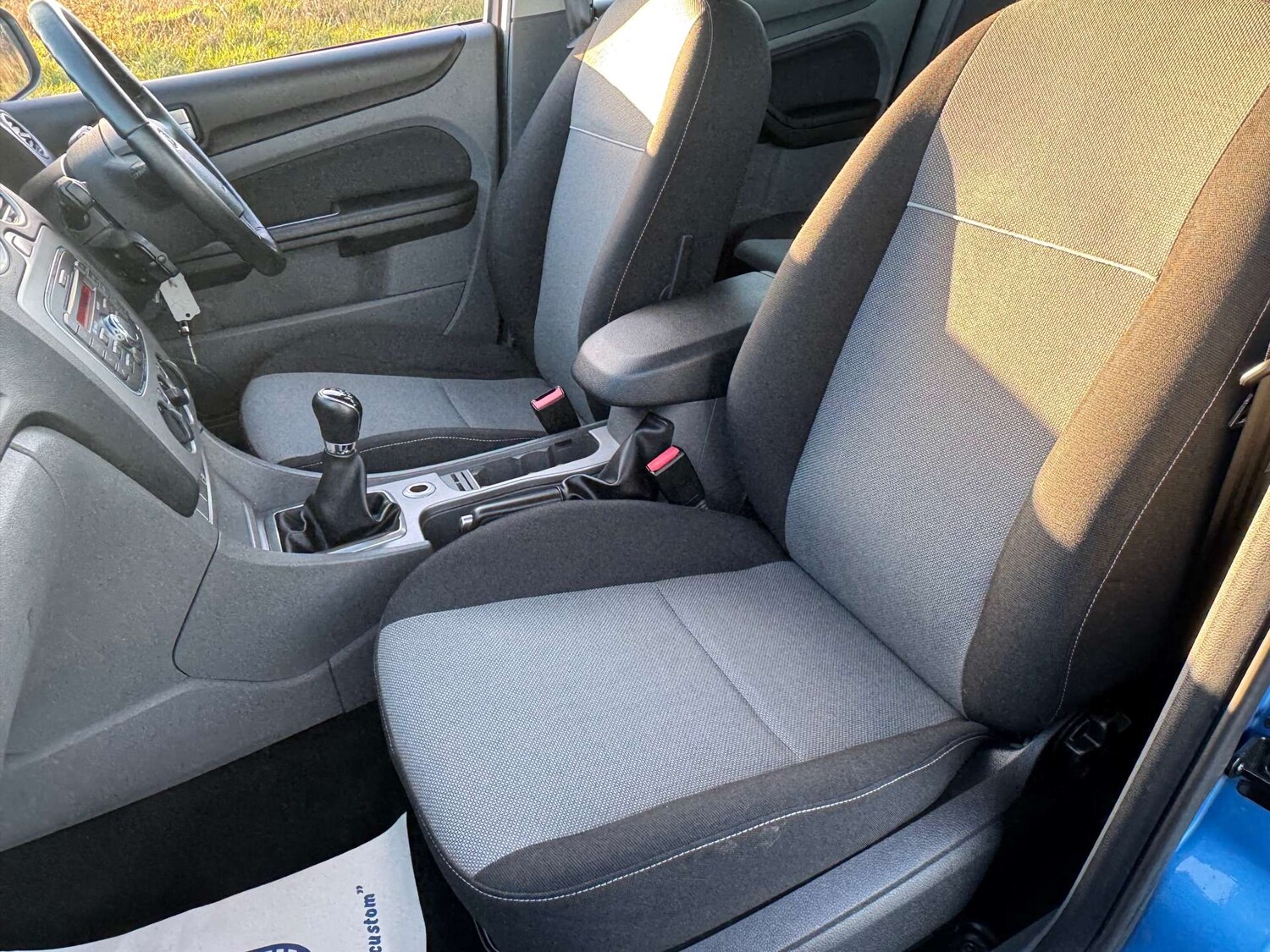 Used Ford Focus 2010 for sale - 77641668: Photo 19