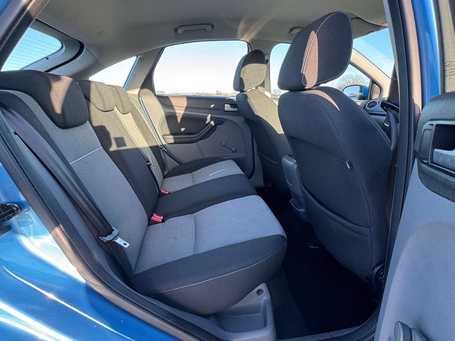 Used Ford Focus 2010 for sale - 77641668: Photo 25