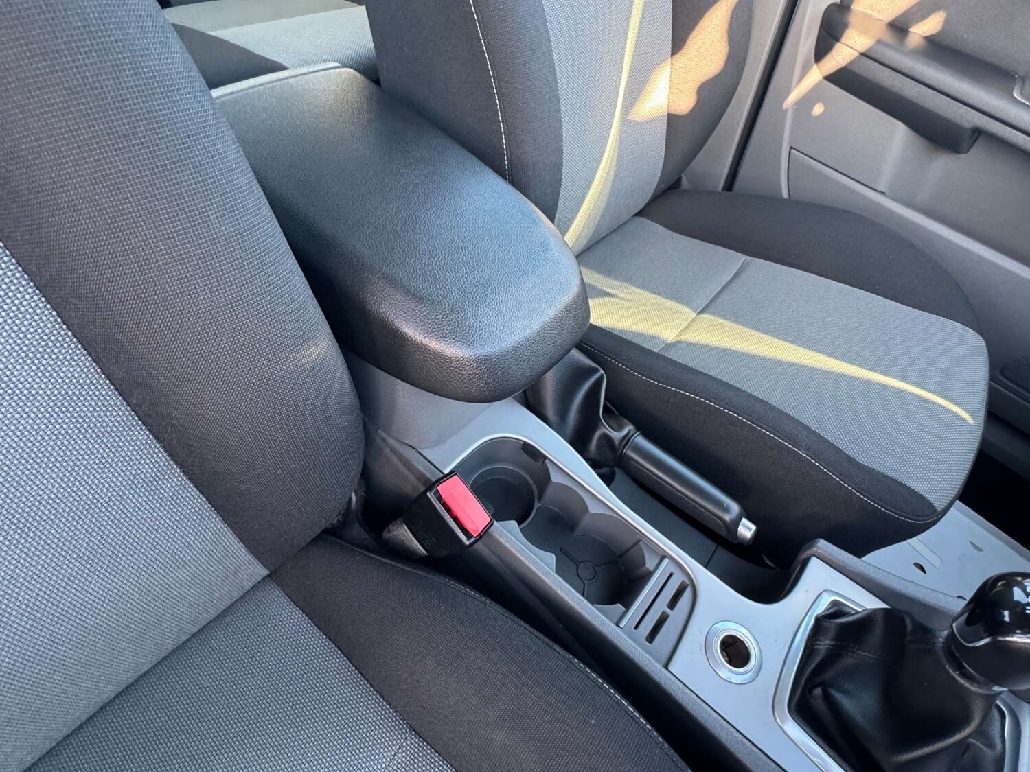 Used Ford Focus 2010 for sale - 77641668: Photo 29