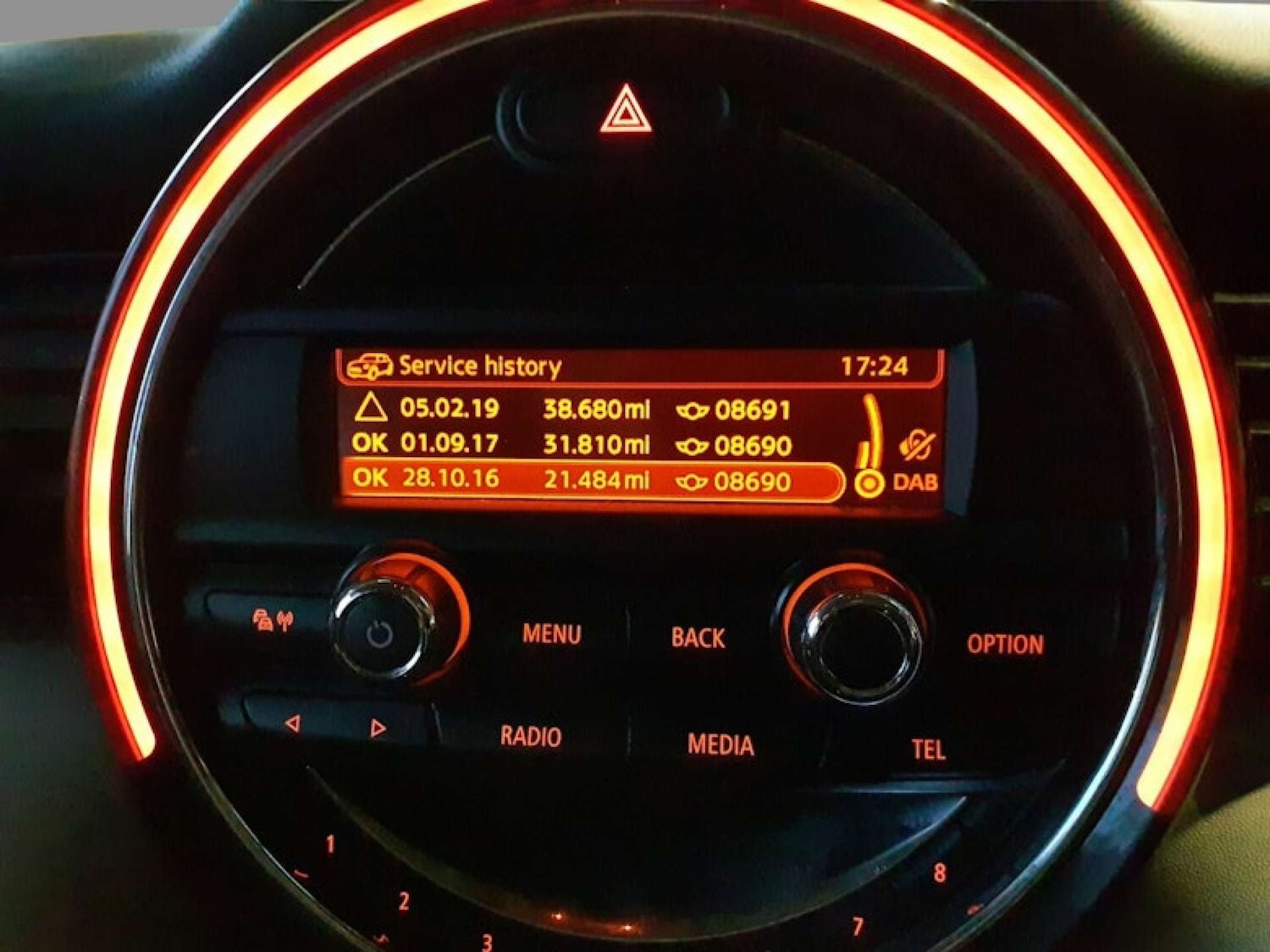 Used MINI Hatch 2014 for sale - 76628263: Photo 8