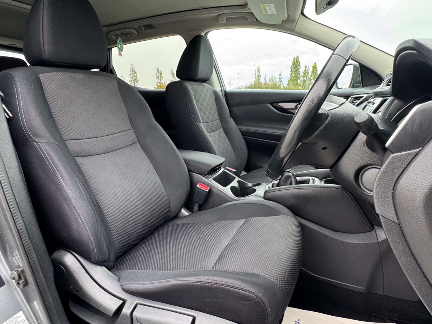 Used Nissan Qashqai 2017 for sale - 76600800: Photo 13