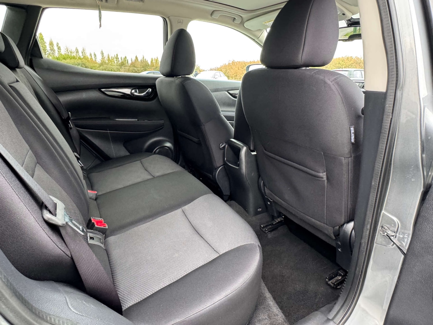 Used Nissan Qashqai 2017 for sale - 76600800: Photo 23