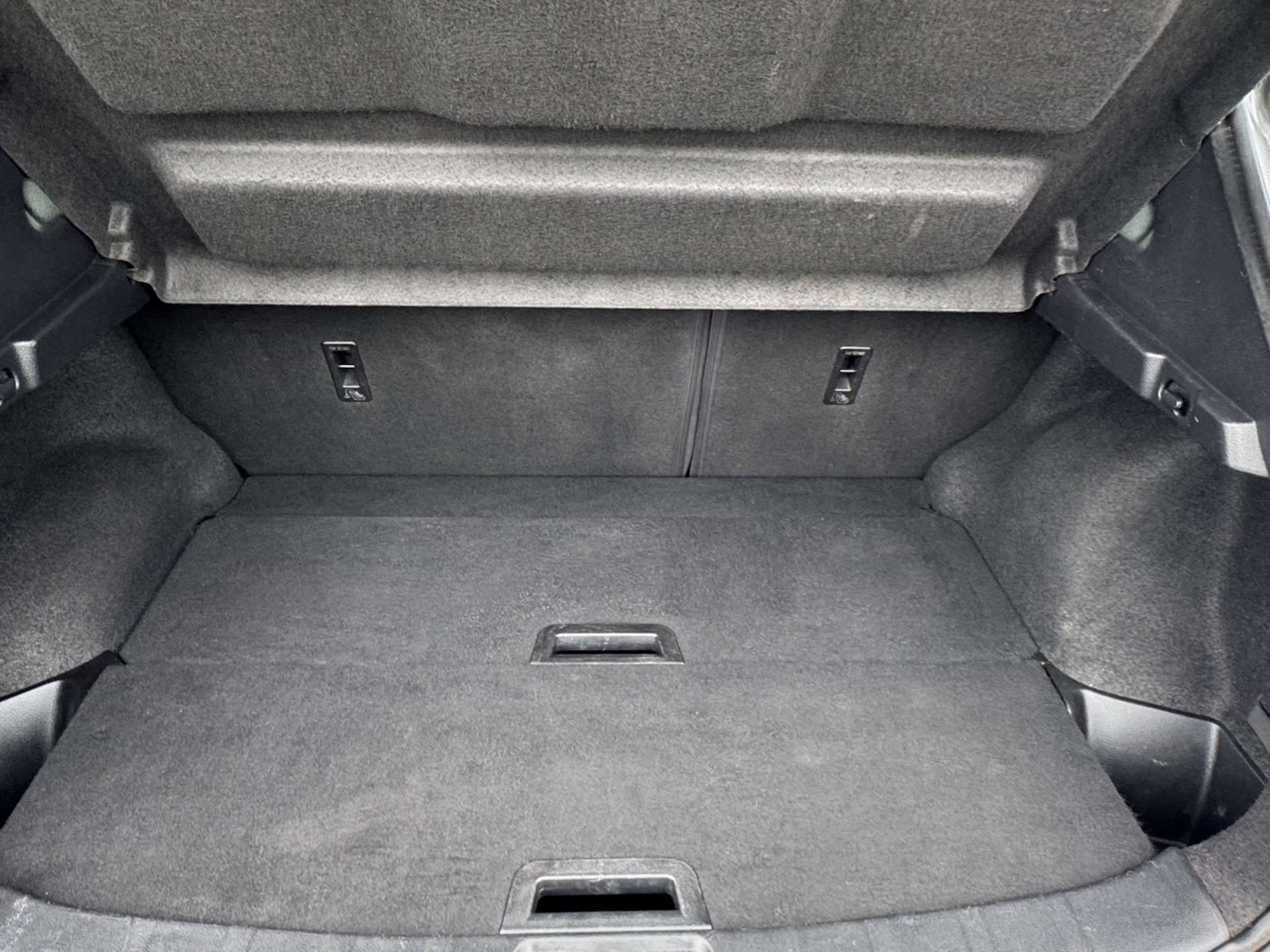 Used Nissan Qashqai 2017 for sale - 76600800: Photo 26