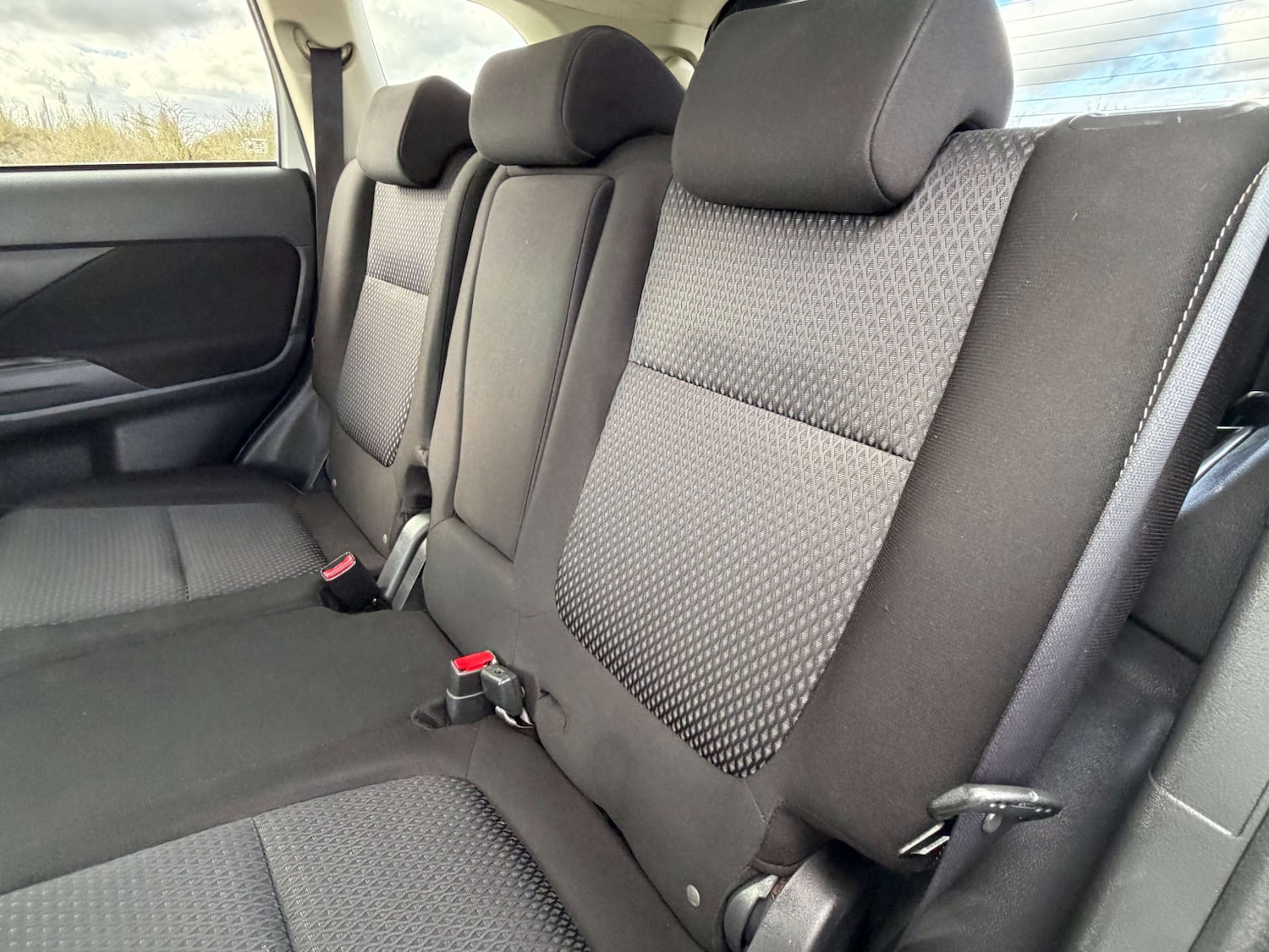 Used Mitsubishi Outlander 2017 for sale - 77641704: Photo 26