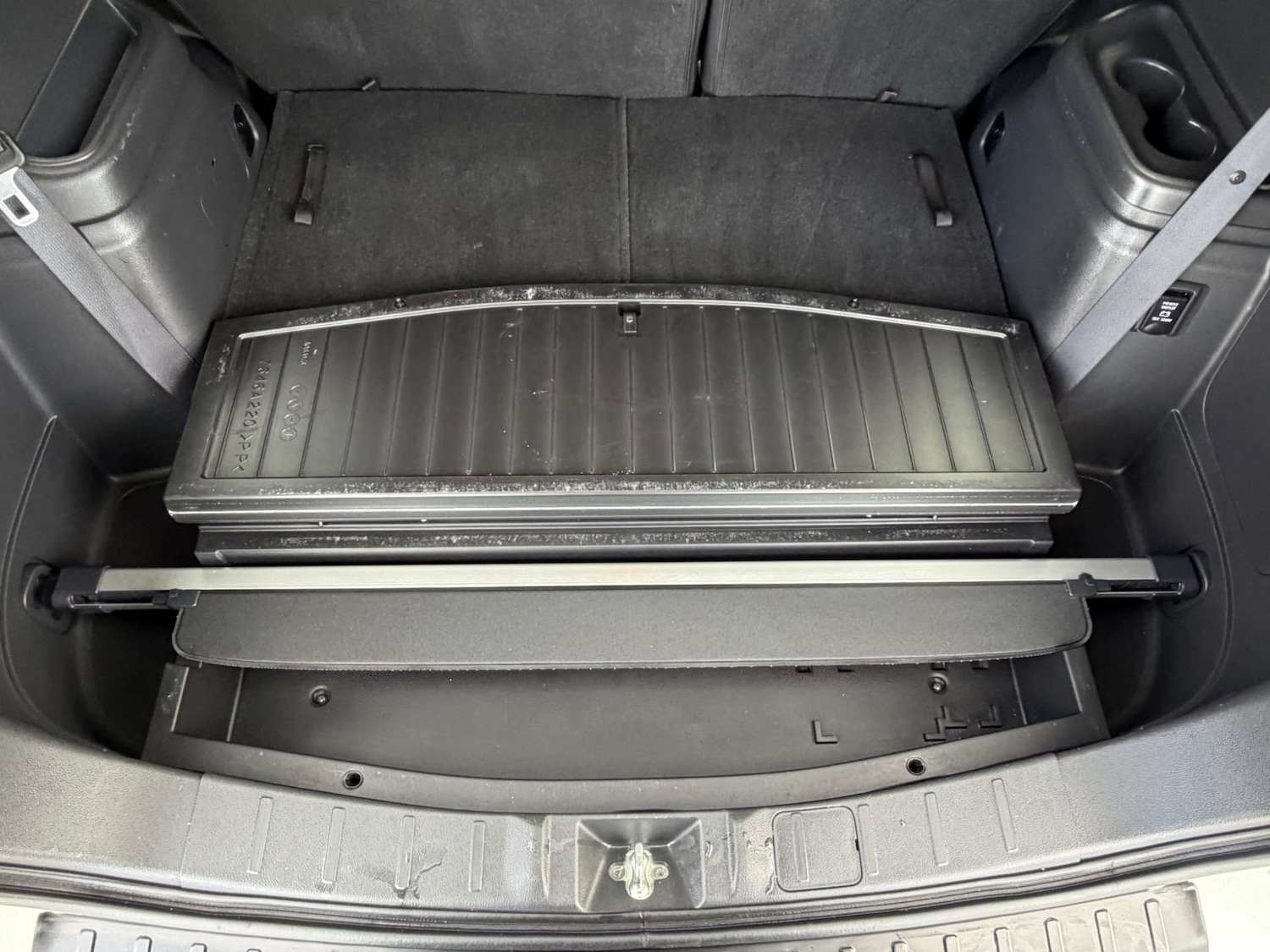 Used Mitsubishi Outlander 2017 for sale - 77641704: Photo 39