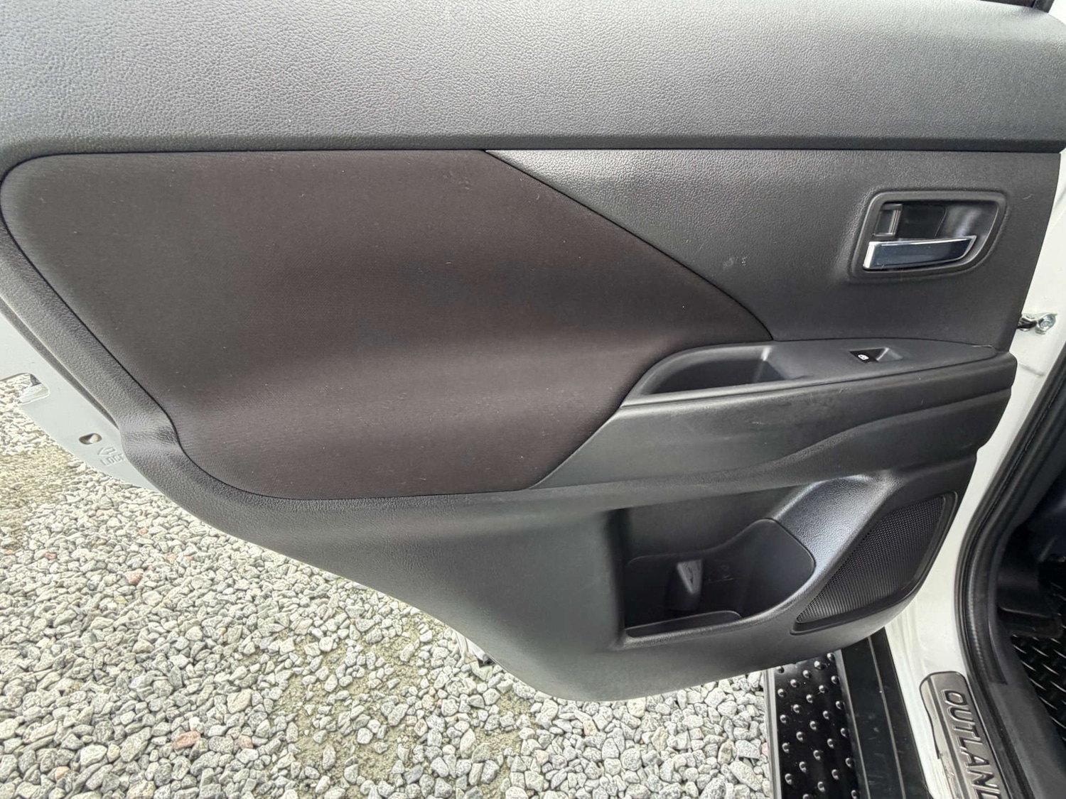 Used Mitsubishi Outlander 2017 for sale - 77641704: Photo 53