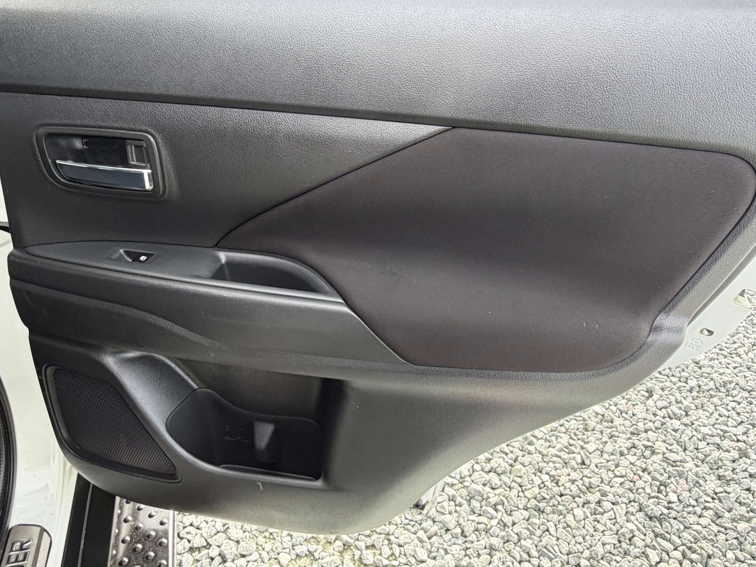 Used Mitsubishi Outlander 2017 for sale - 77641704: Photo 54