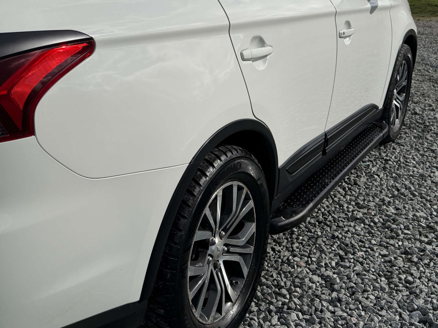 Used Mitsubishi Outlander 2017 for sale - 77641704: Photo 62