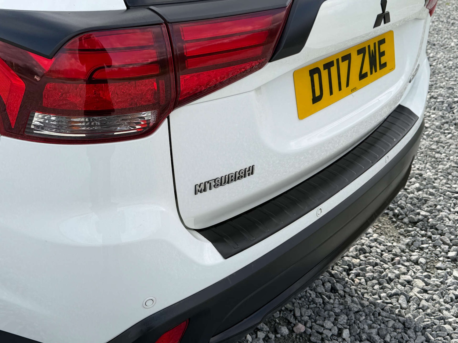 Used Mitsubishi Outlander 2017 for sale - 77641704: Photo 64