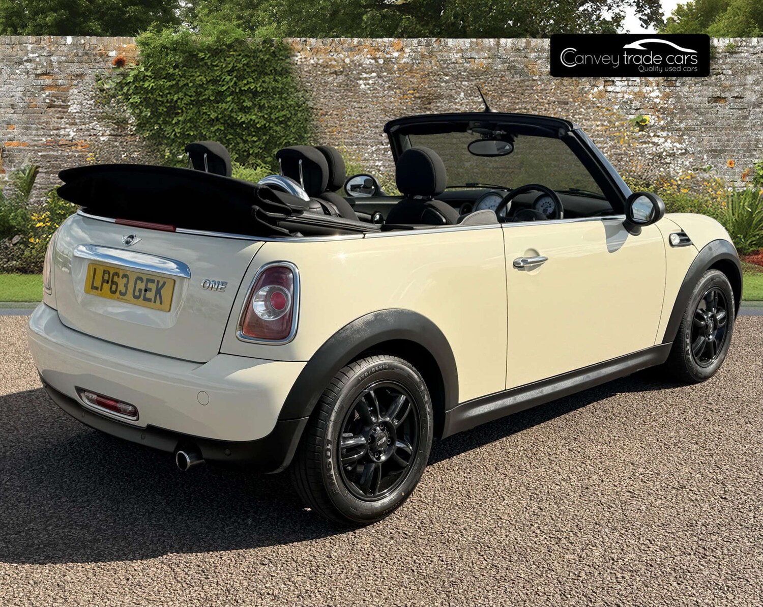 Used MINI Convertible 2014 for sale - 78111277: Photo 12
