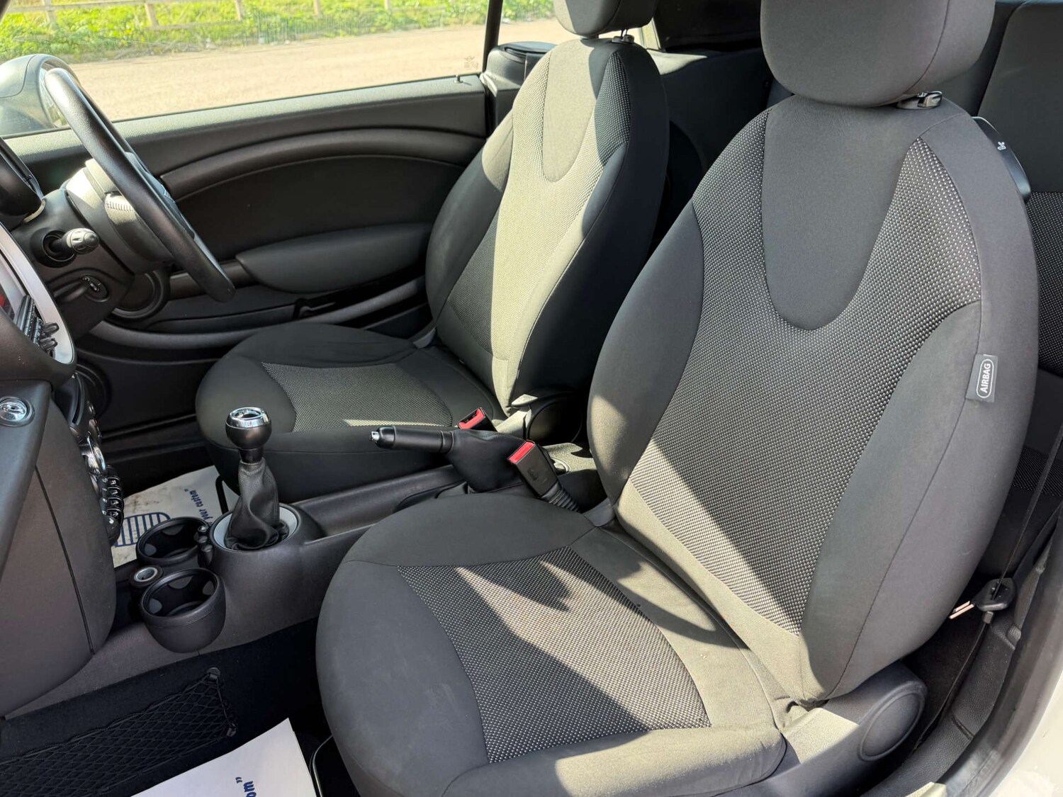 Used MINI Convertible 2014 for sale - 78111277: Photo 25