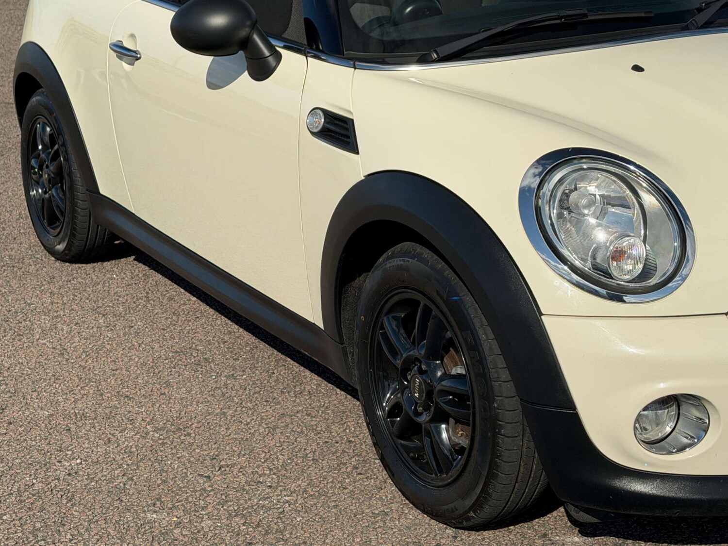Used MINI Convertible 2014 for sale - 78111277: Photo 41