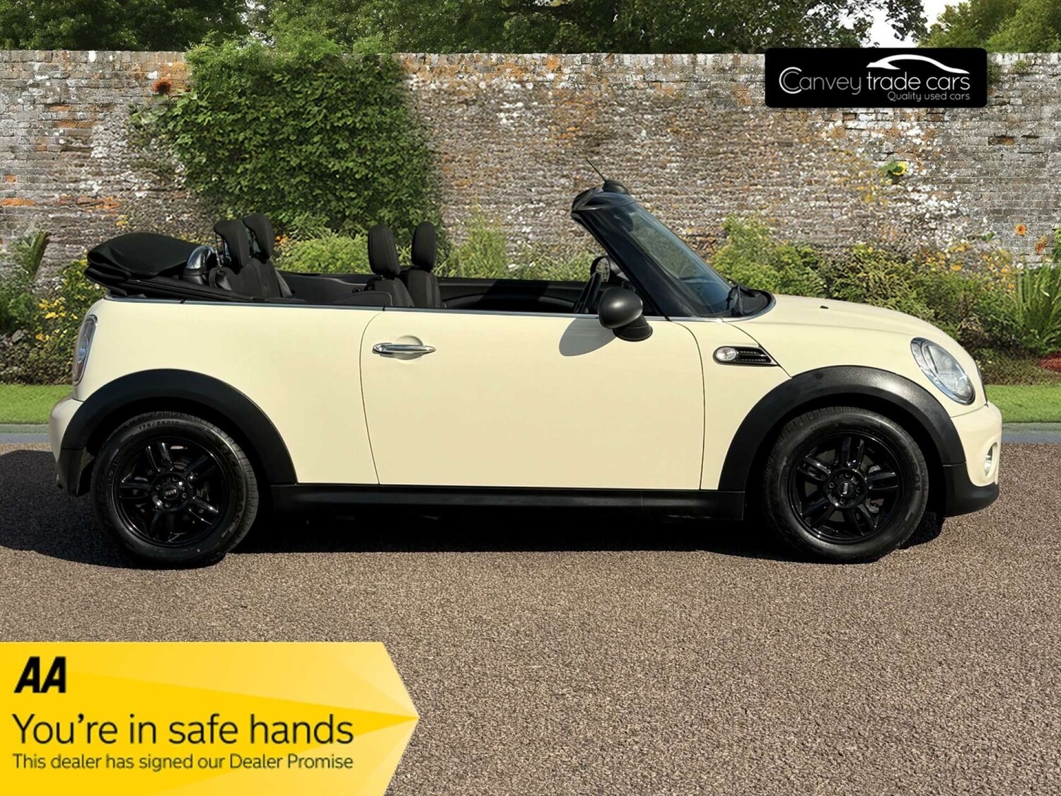 Used MINI Convertible 2014 for sale - 78111277: Photo 6