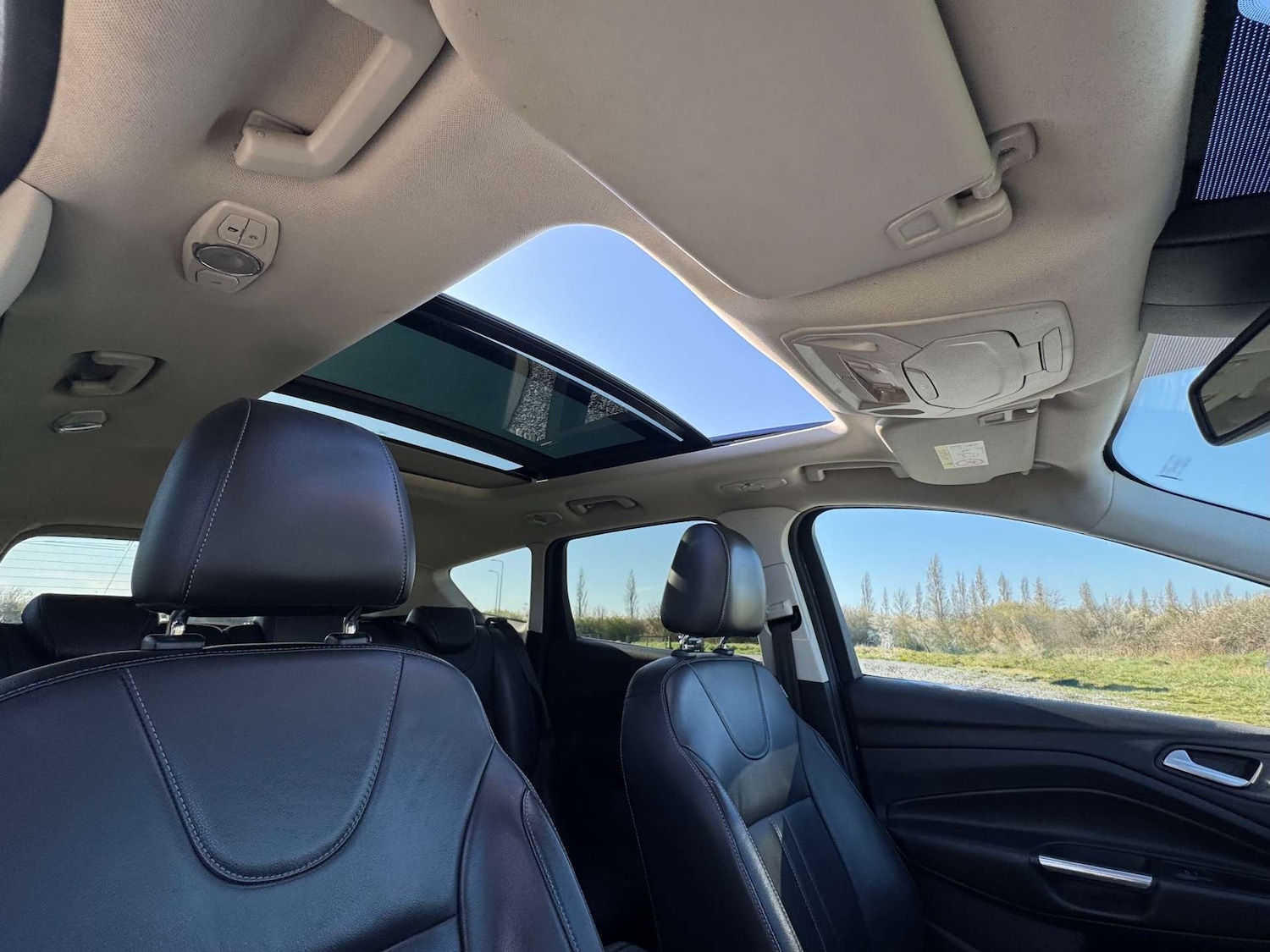 Used Ford Kuga 2014 for sale - 76117727: Photo 45