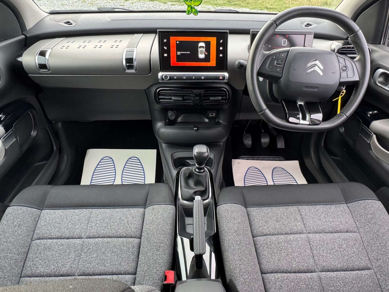 Used Citroen C4 Cactus 2018 for sale - 76412630: Photo 14