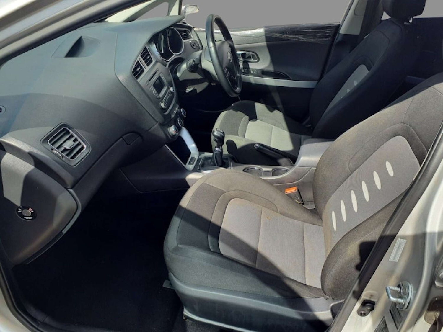 Used Kia Ceed 2015 for sale - 76117805: Photo 3