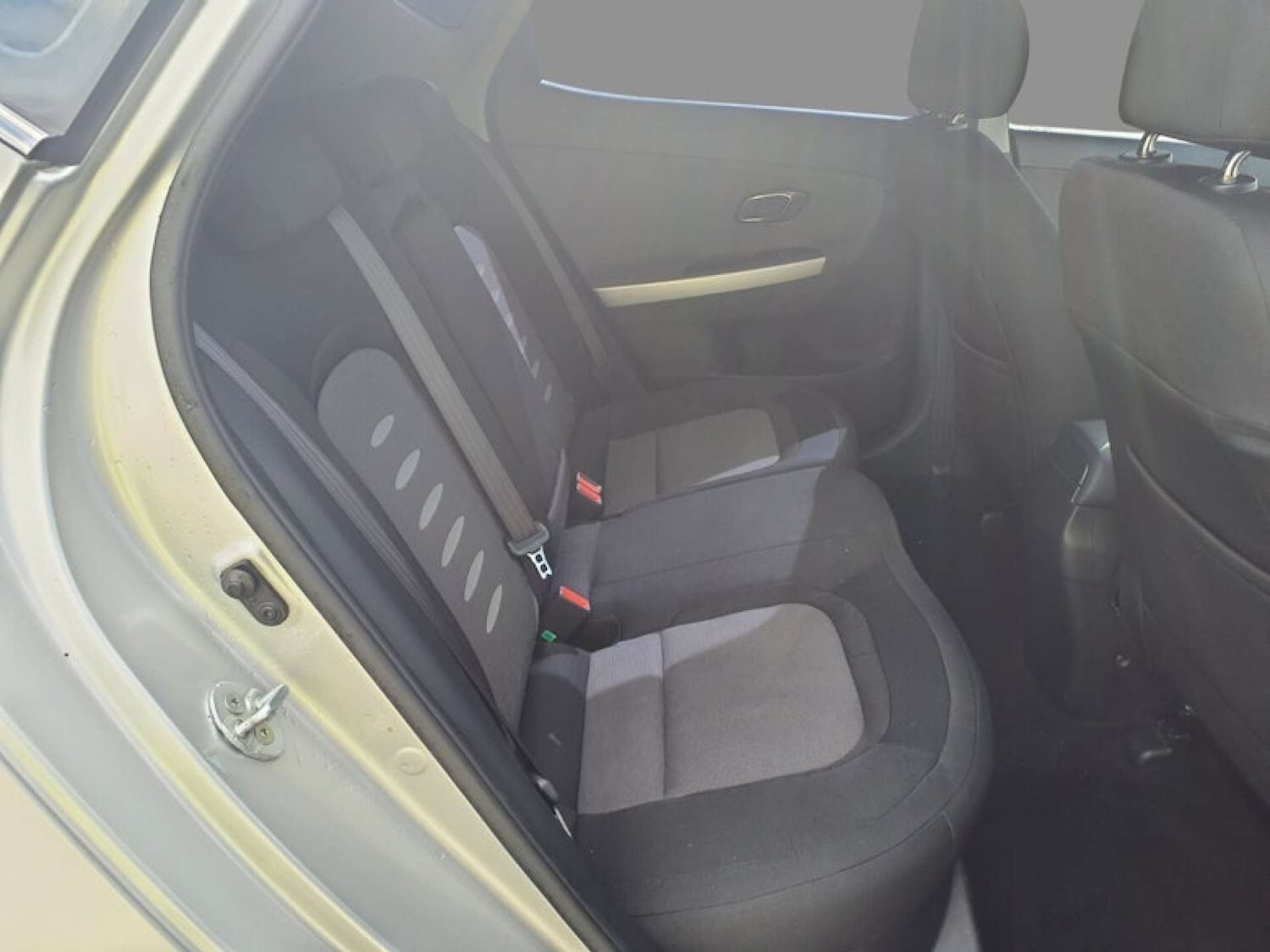 Used Kia Ceed 2015 for sale - 76117805: Photo 4