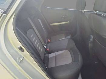 Used Kia Ceed 2015 for sale - 76117805: Photo 4