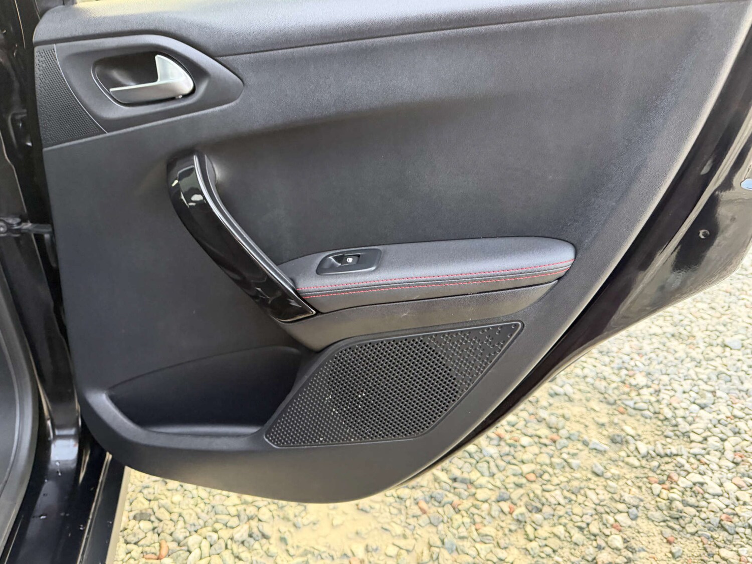 Used Peugeot 2008 2019 for sale - 77641722: Photo 43