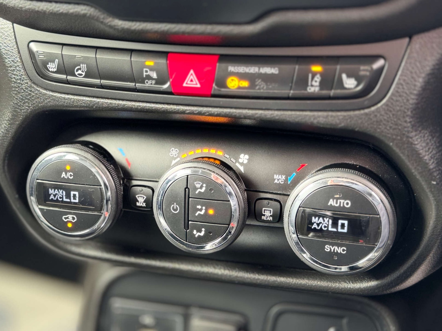 Used Jeep Renegade 2016 for sale - 76117794: Photo 26