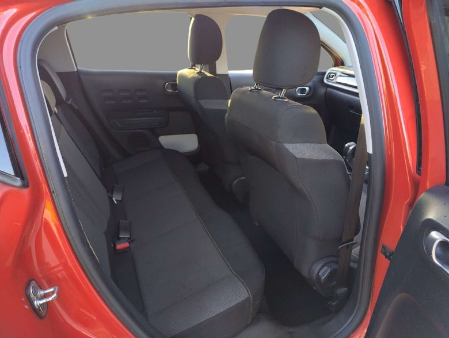 Used Citroen C3 2018 for sale - 76643003: Photo 6