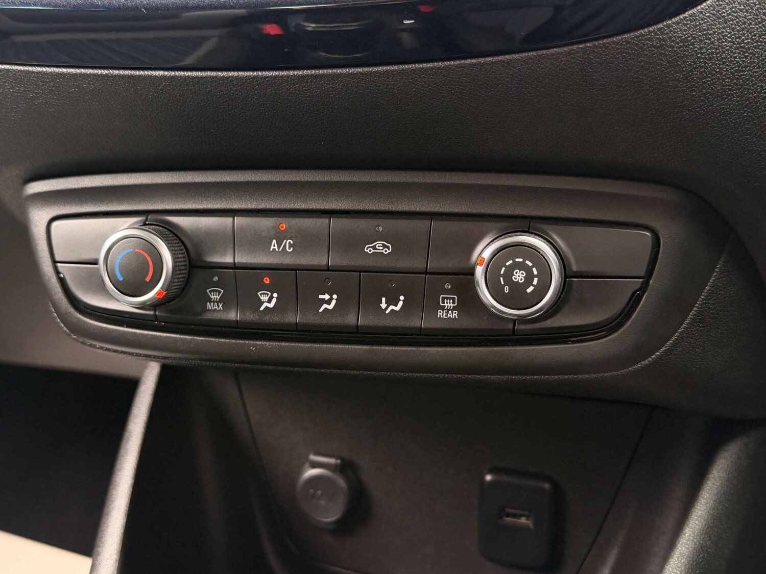 Used Vauxhall Crossland X 2019 for sale - 77641709: Photo 36