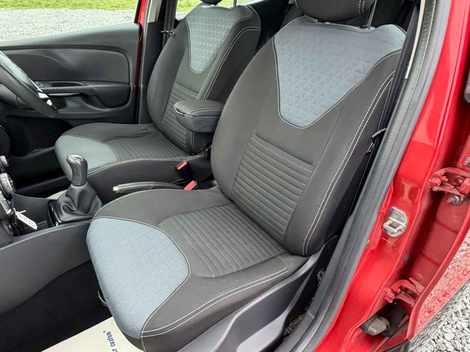 Used Renault Clio 2015 for sale - 77641637: Photo 23