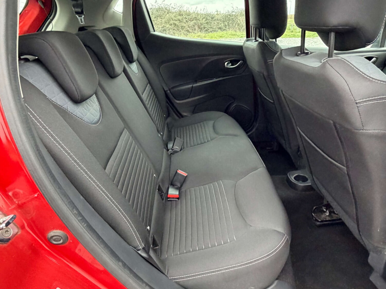 Used Renault Clio 2015 for sale - 77641637: Photo 24