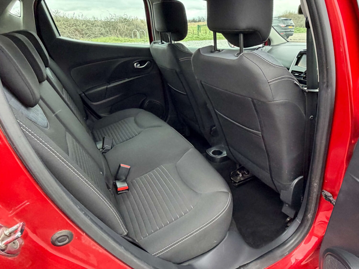 Used Renault Clio 2015 for sale - 77641637: Photo 25