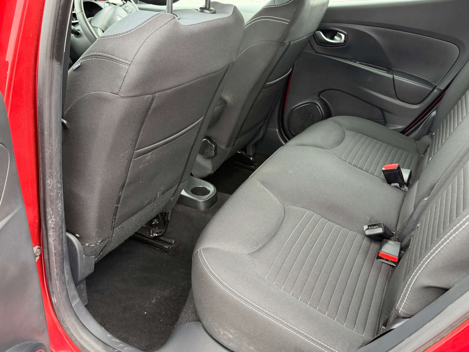 Used Renault Clio 2015 for sale - 77641637: Photo 28