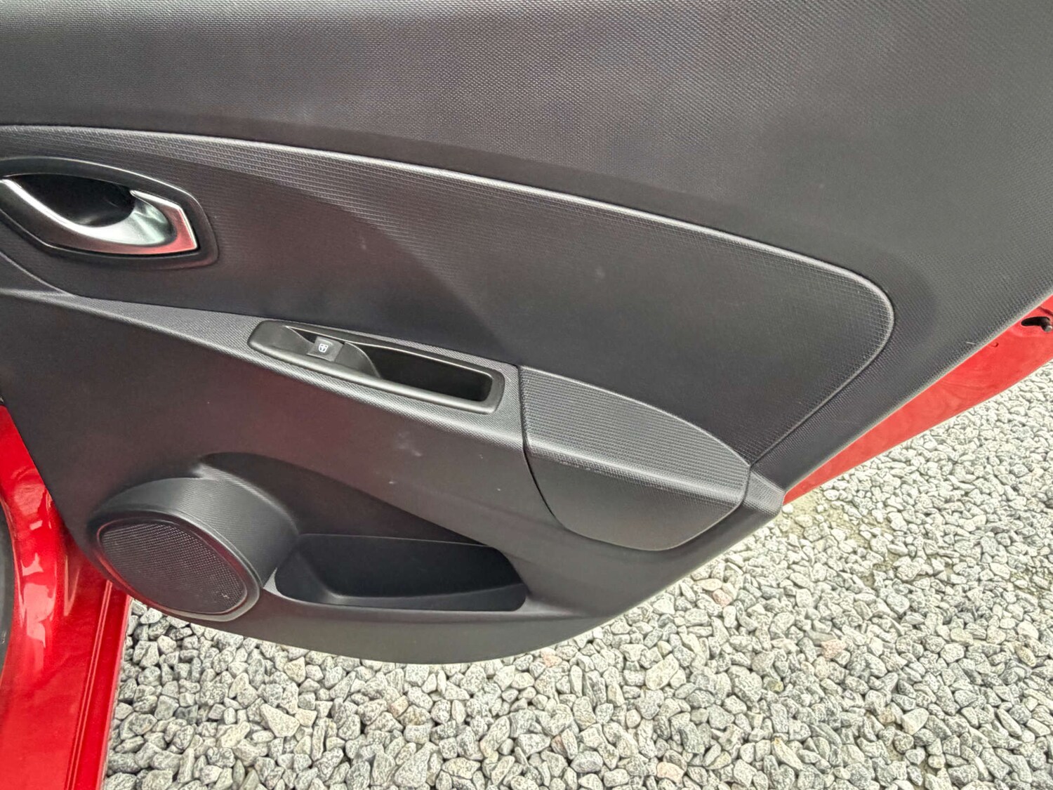 Used Renault Clio 2015 for sale - 77641637: Photo 42