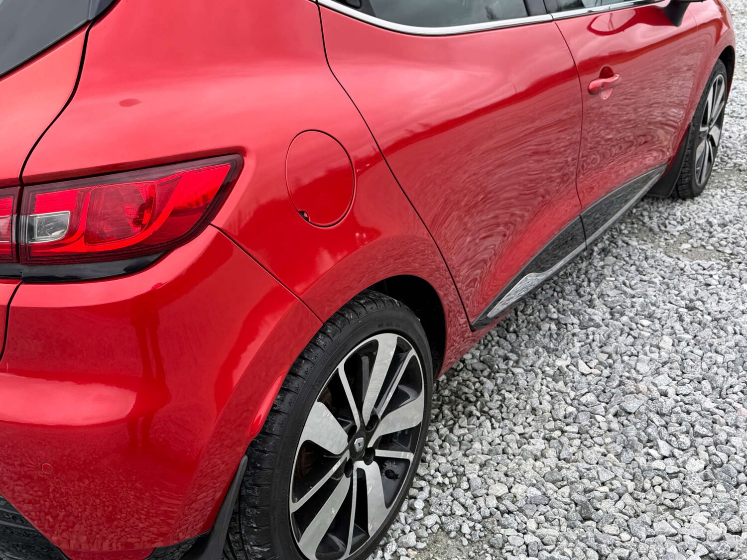 Used Renault Clio 2015 for sale - 77641637: Photo 48