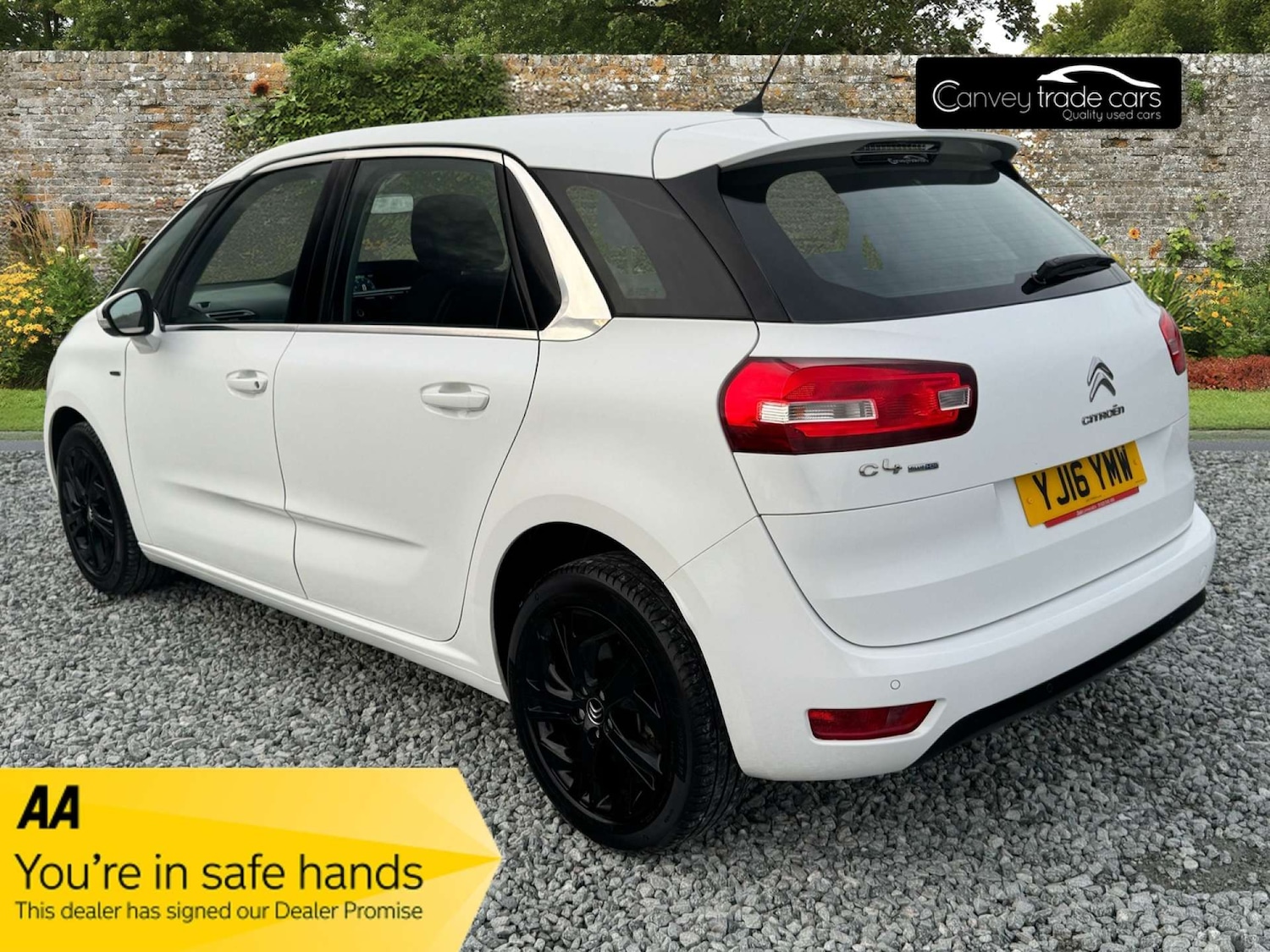 Used Citroen C4 Picasso 2016 for sale - 76600573: Photo 2