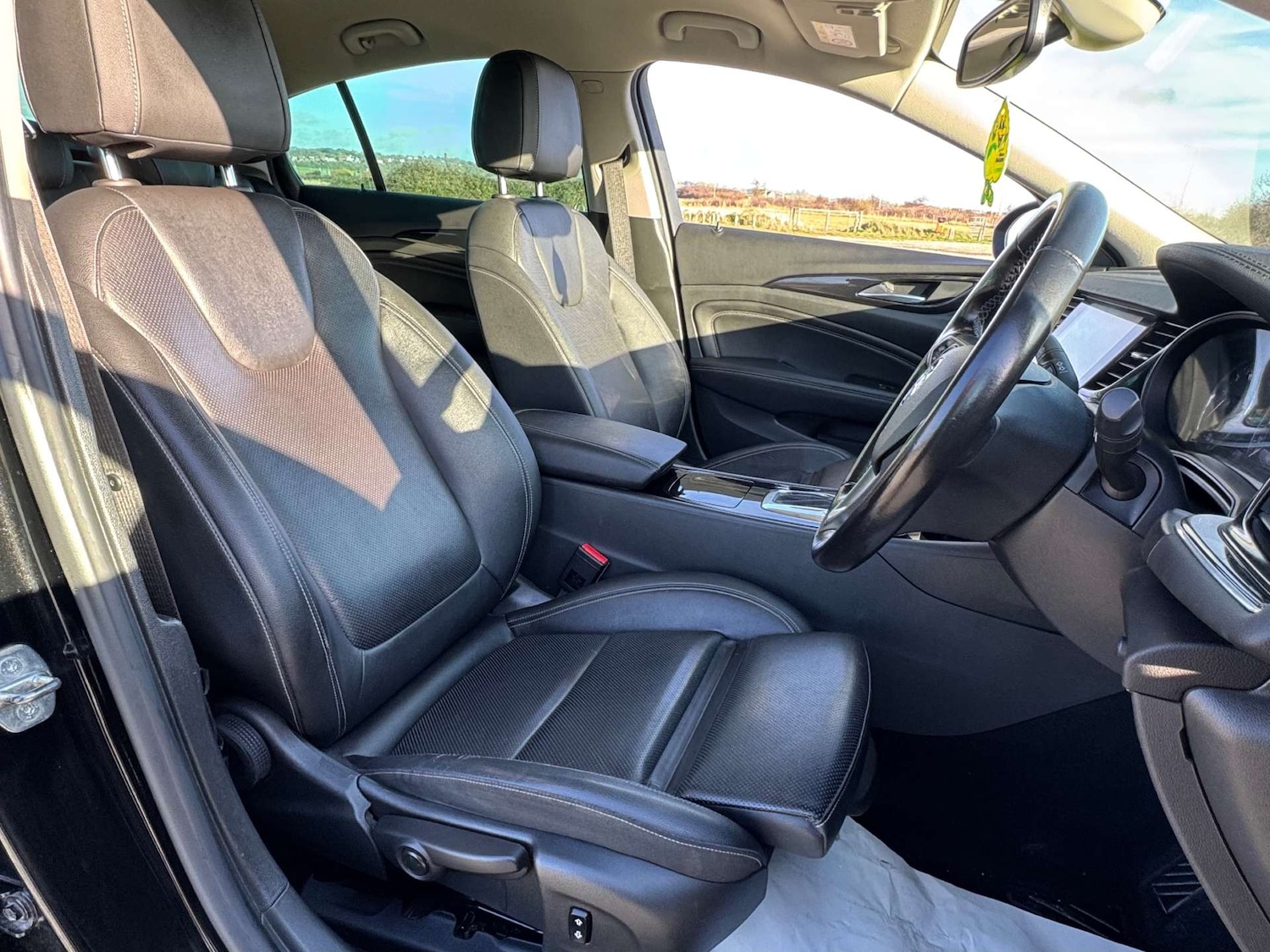 Used Vauxhall Insignia 2018 for sale - 77641696: Photo 15