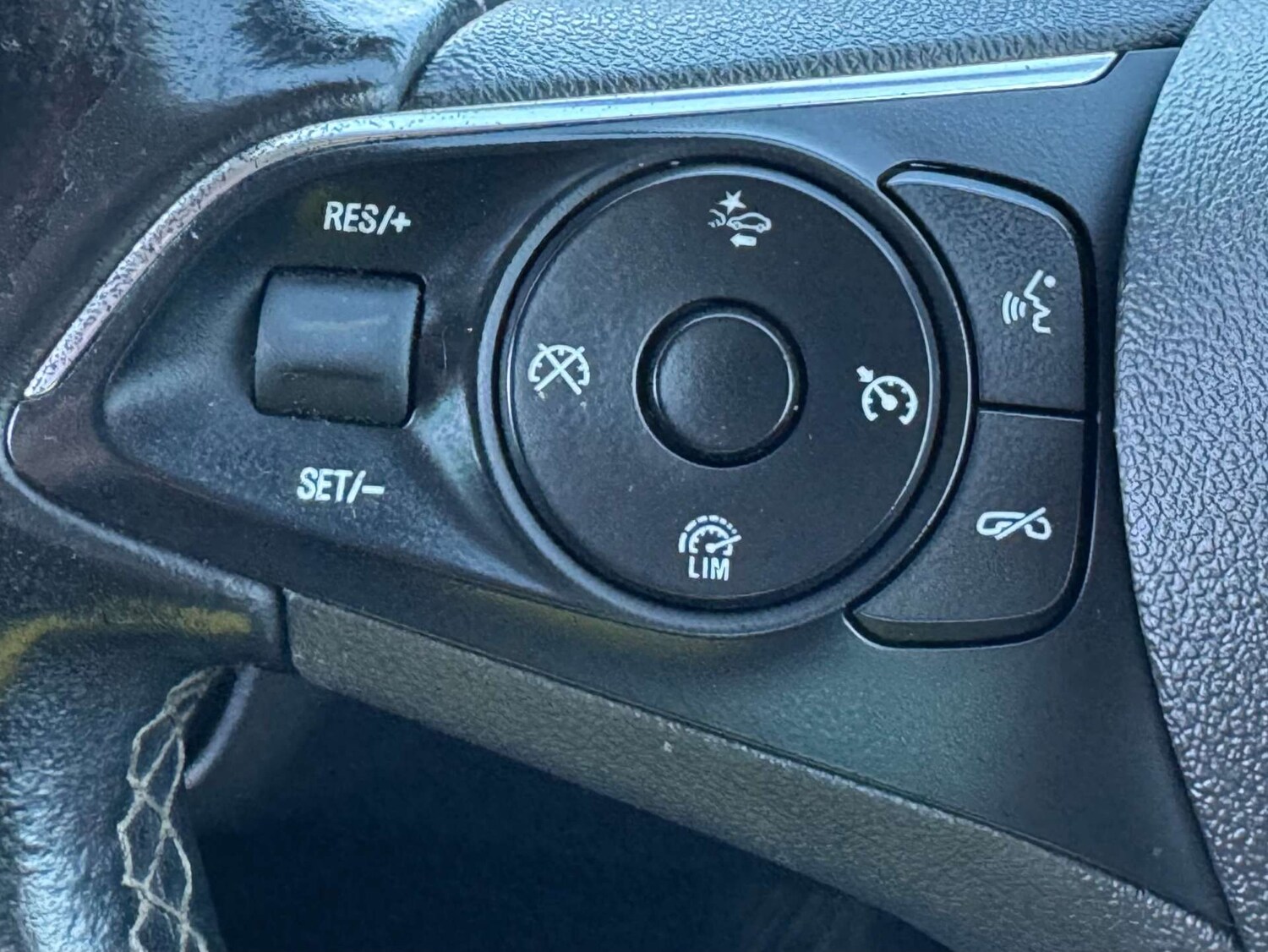 Used Vauxhall Insignia 2018 for sale - 77641696: Photo 39