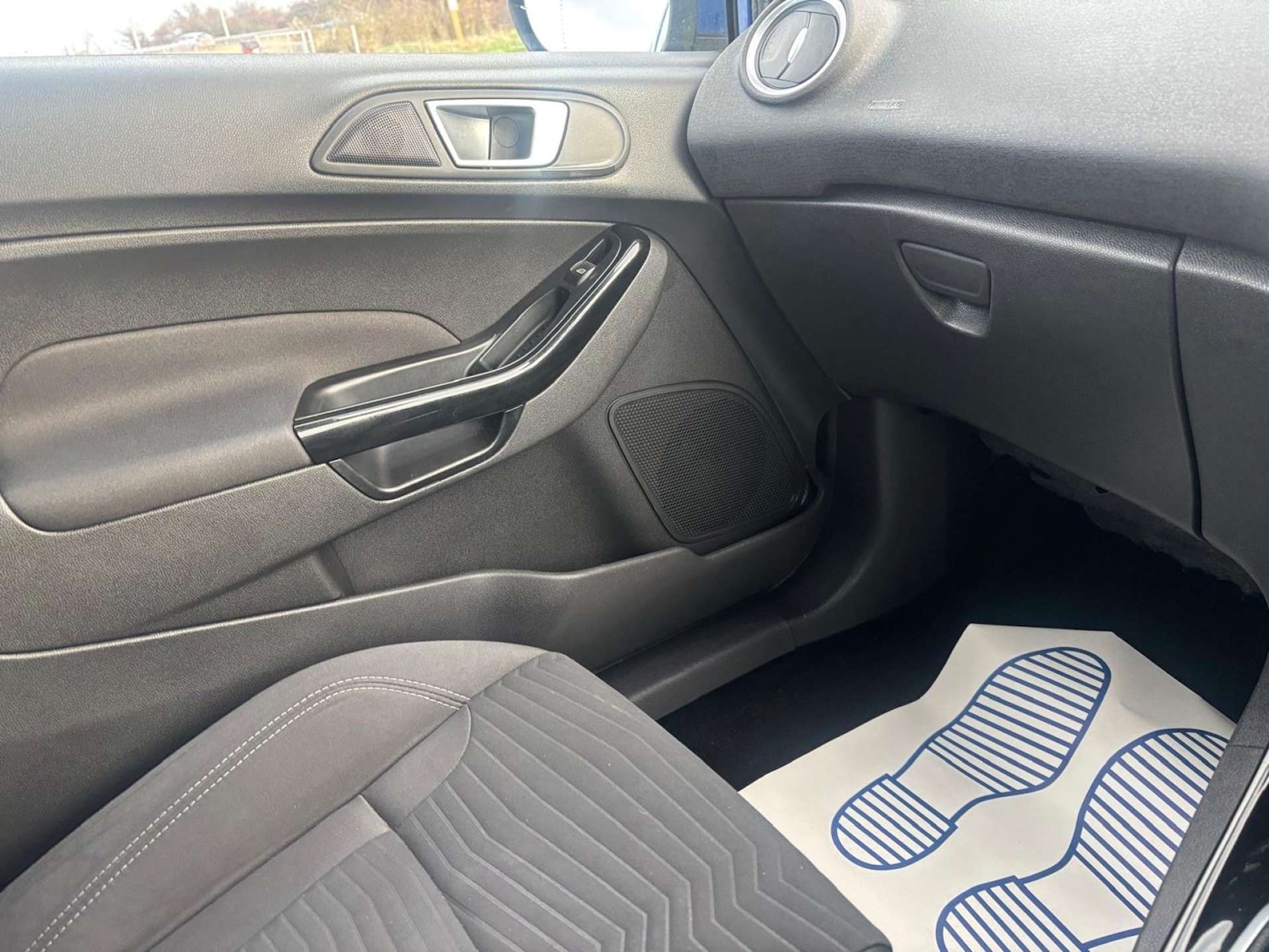 Used Ford Fiesta 2013 for sale - 76541314: Photo 12