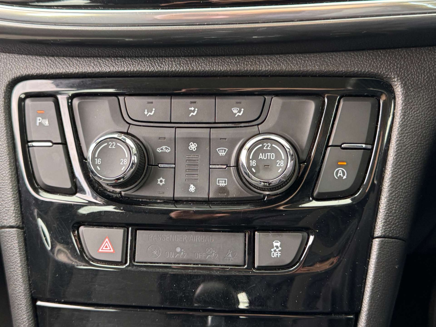 Used Vauxhall Mokka X 2017 for sale - 76363800: Photo 34