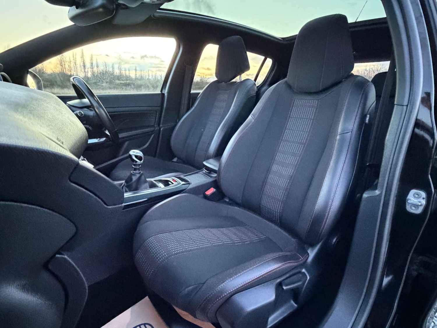 Used Peugeot 308 2018 for sale - 77641694: Photo 19