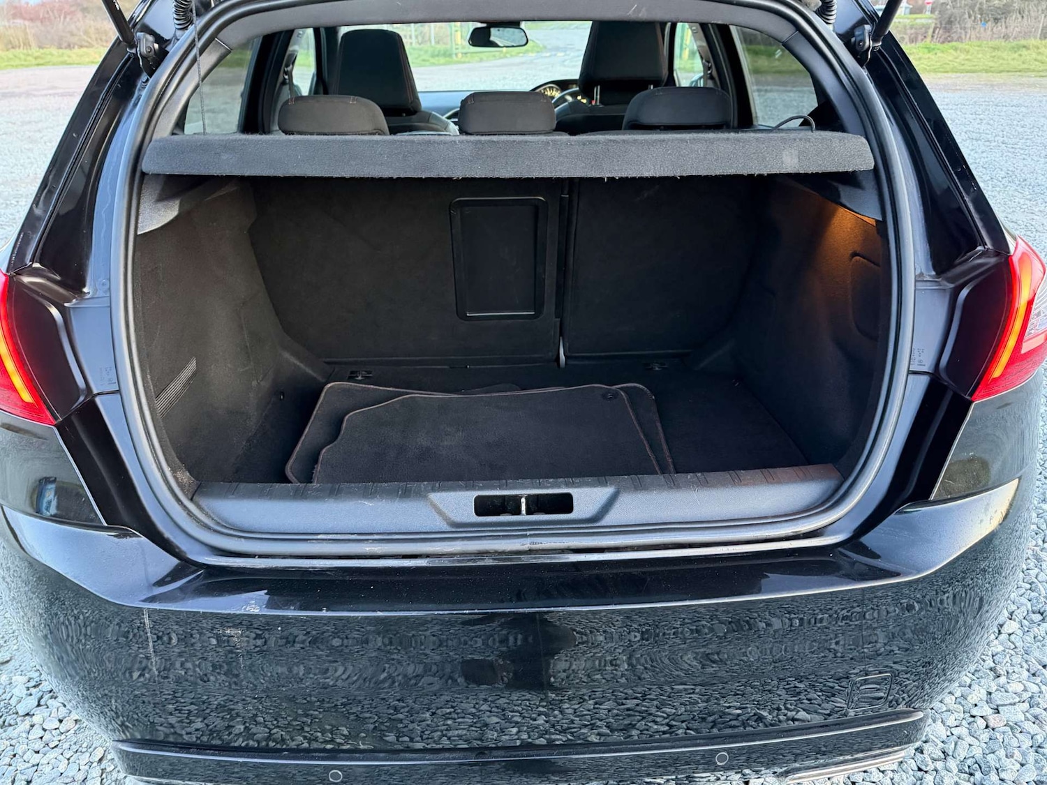 Used Peugeot 308 2018 for sale - 77641694: Photo 28