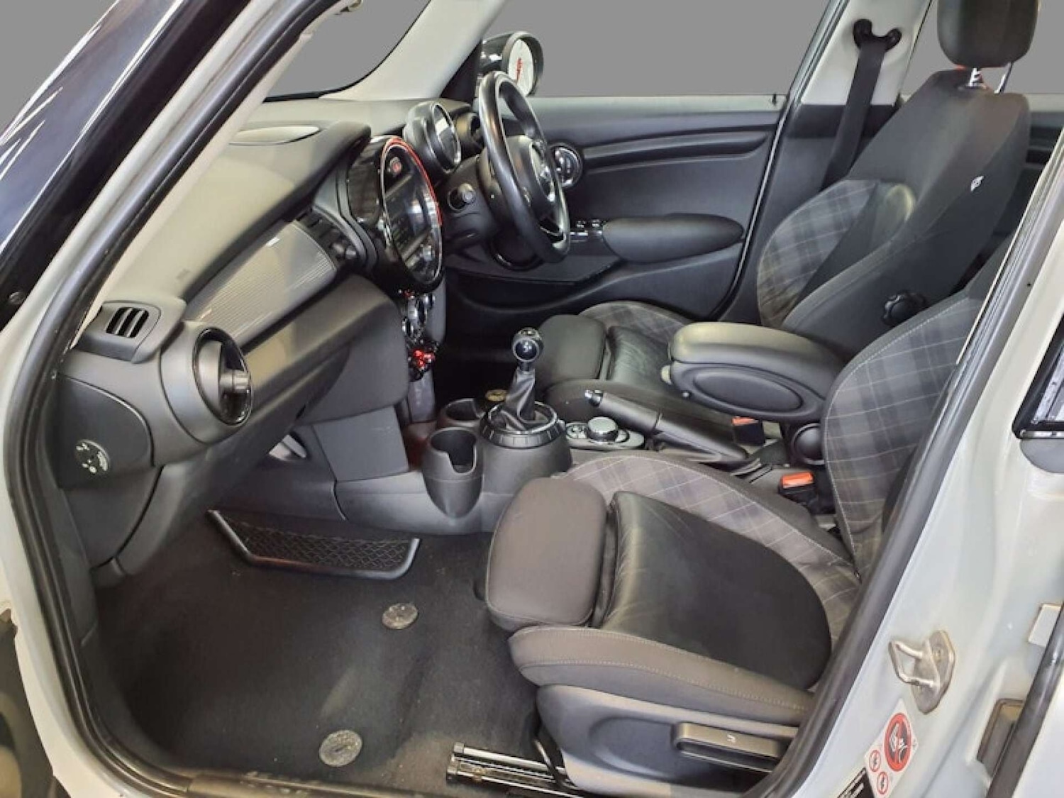 Used MINI Hatch 2015 for sale - 77730205: Photo 6