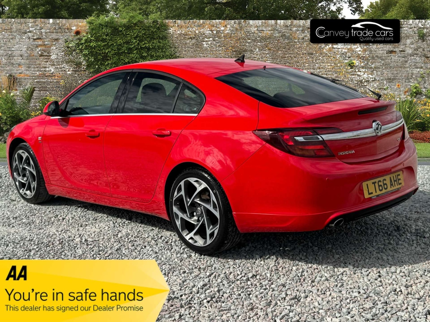 Used Vauxhall Insignia 2016 for sale - 76117773: Photo 2