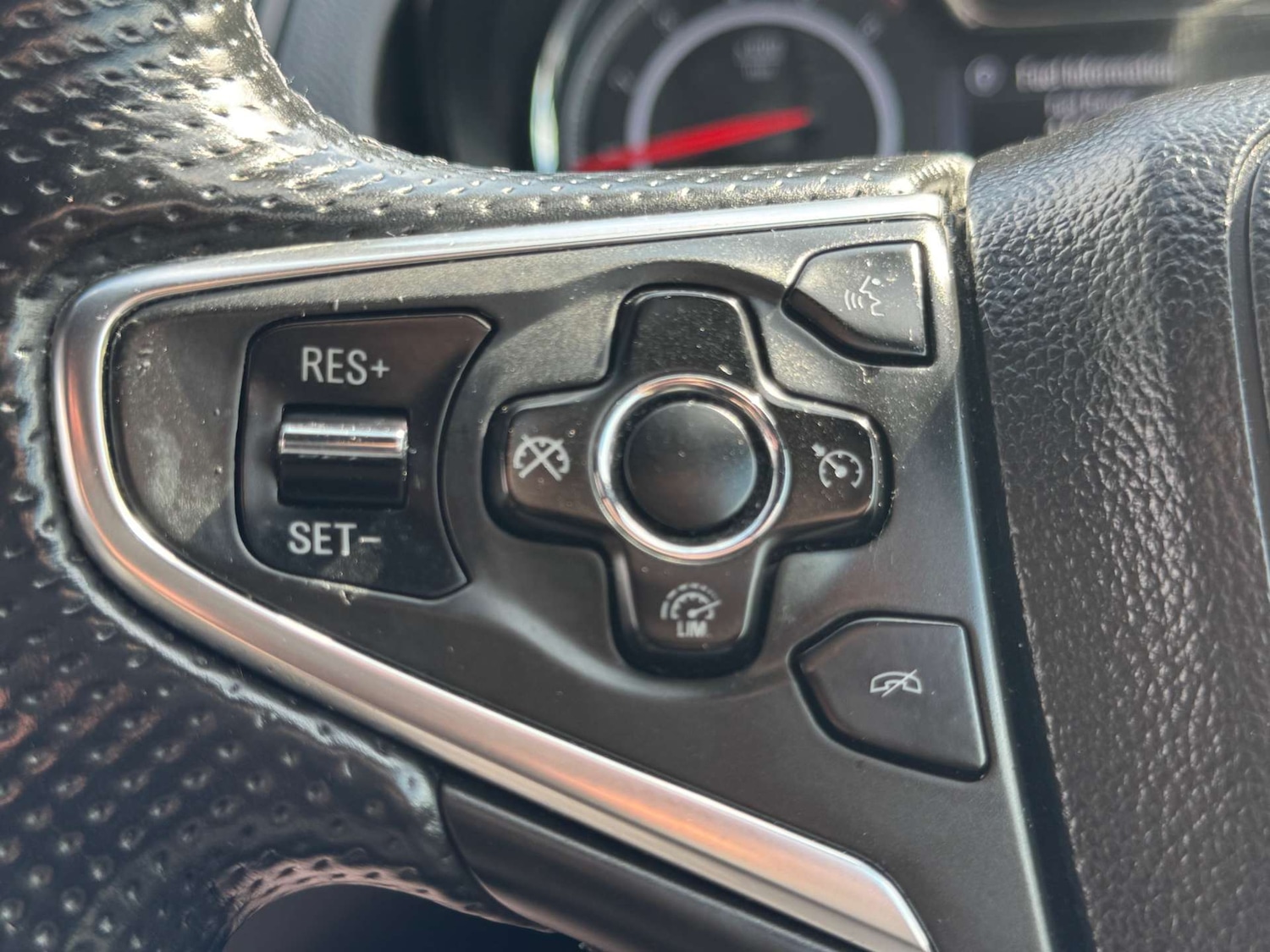 Used Vauxhall Insignia 2016 for sale - 76117773: Photo 32