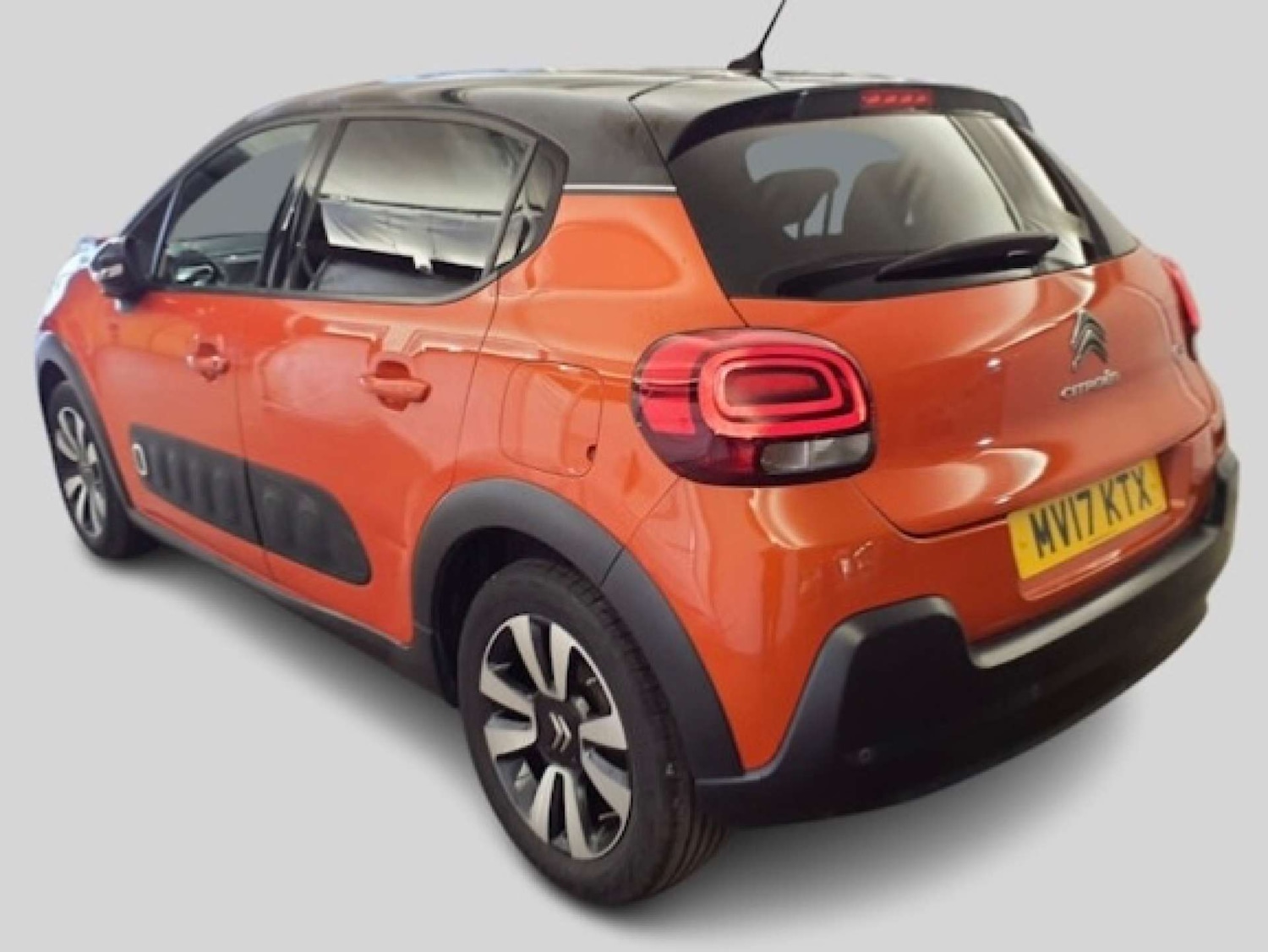 Used Citroen C3 2017 for sale - 76162623: Photo 2