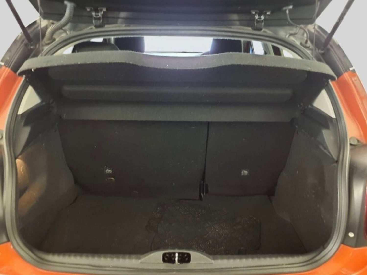 Used Citroen C3 2017 for sale - 76162623: Photo 8