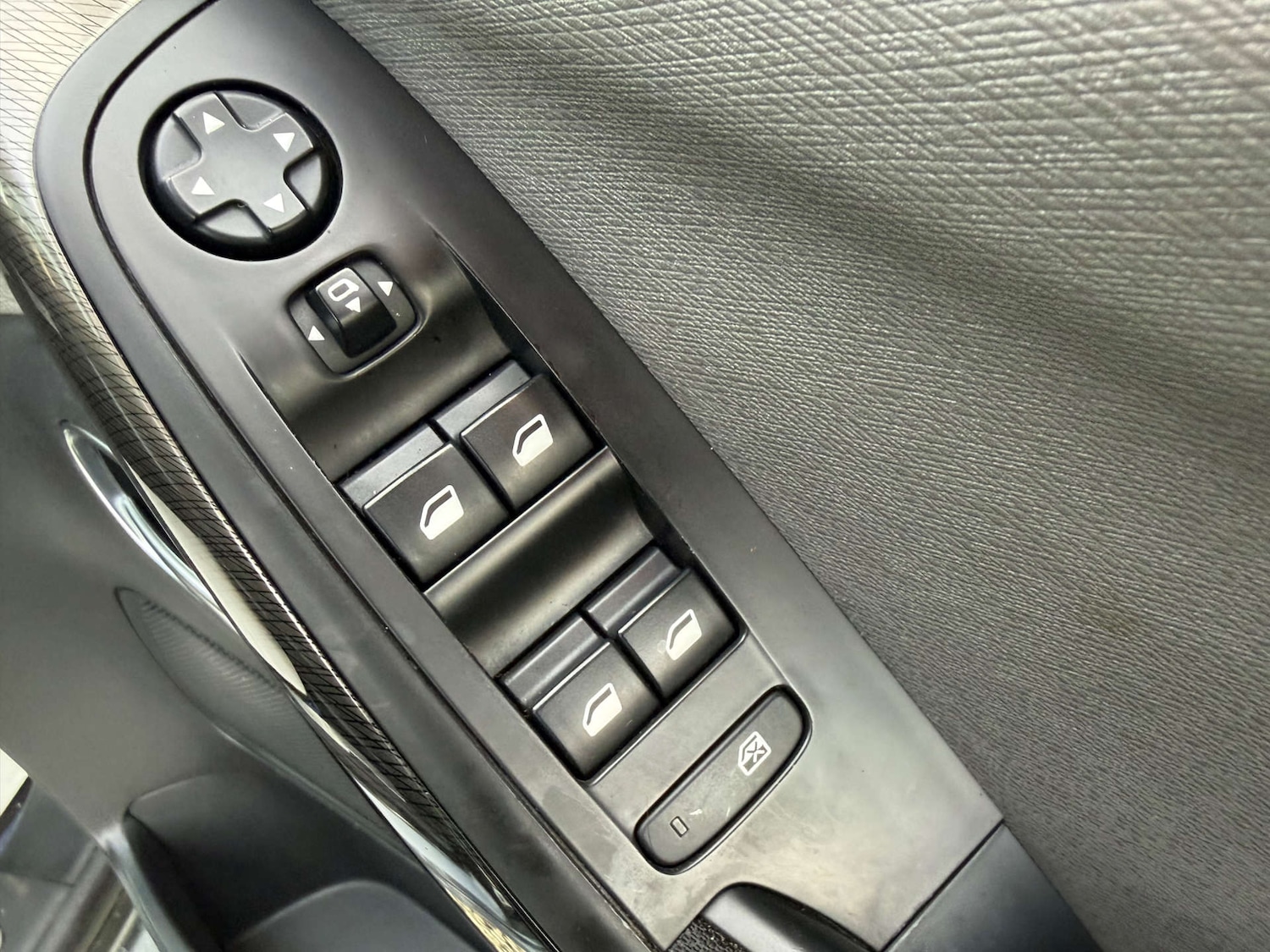 Used Citroen Grand C4 Picasso 2016 for sale - 77641648: Photo 37