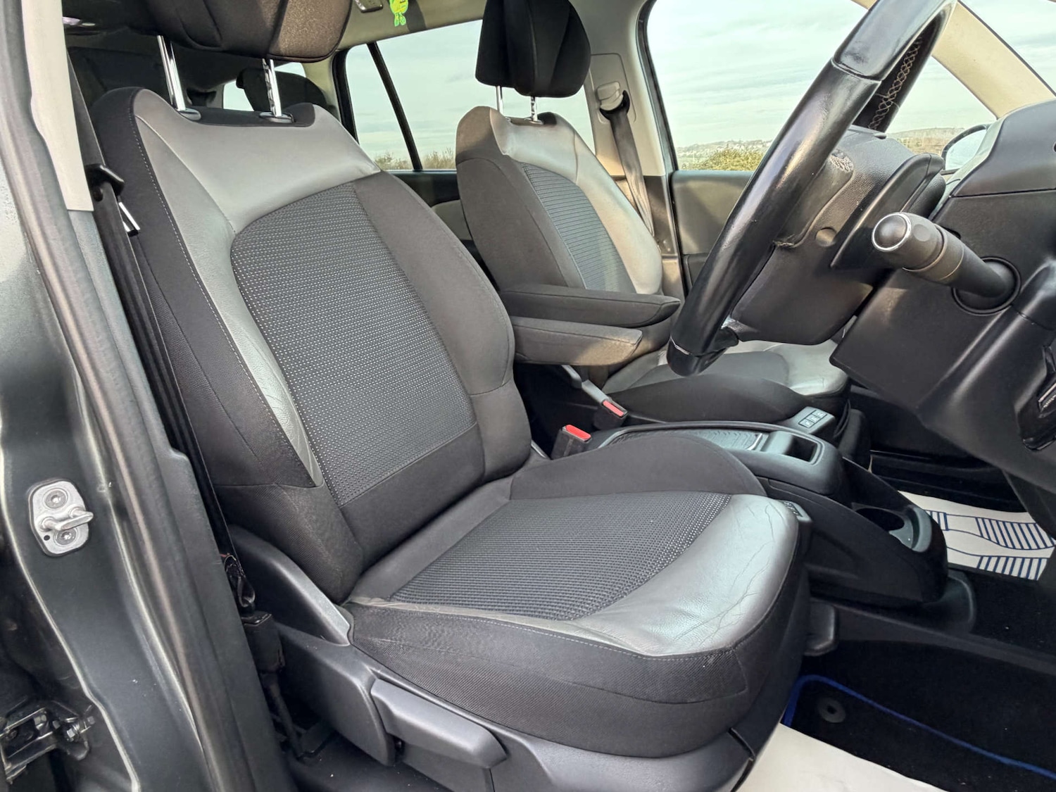 Used Citroen Grand C4 Picasso 2016 for sale - 77641648: Photo 40