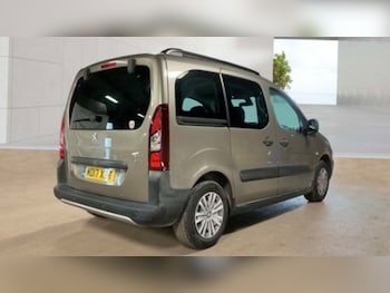 Used Peugeot Partner Tepee 2017 for sale - 78851314: Photo