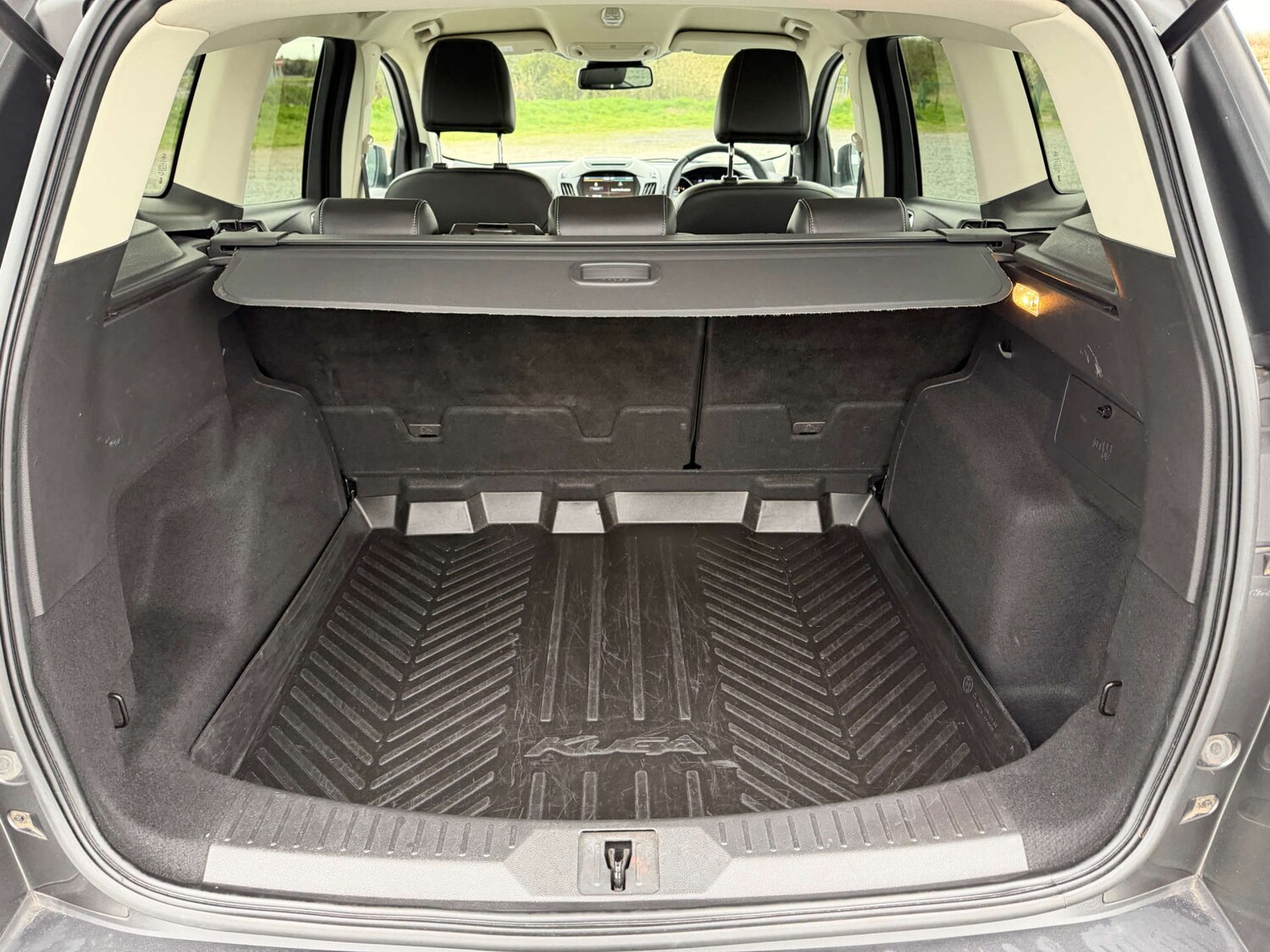 Used Ford Kuga 2016 for sale - 78094532: Photo 35